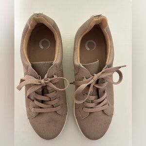 Casual Beige Sneakers